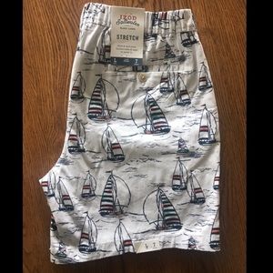 NWT Izod Saltwater Stretch Men’s Shorts Flat Front